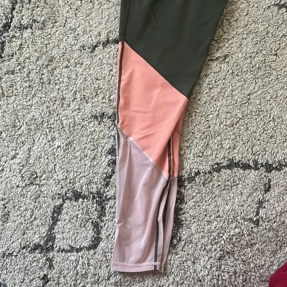 Fabletics Color Block Leggings - Size S - Picture 3 of 6